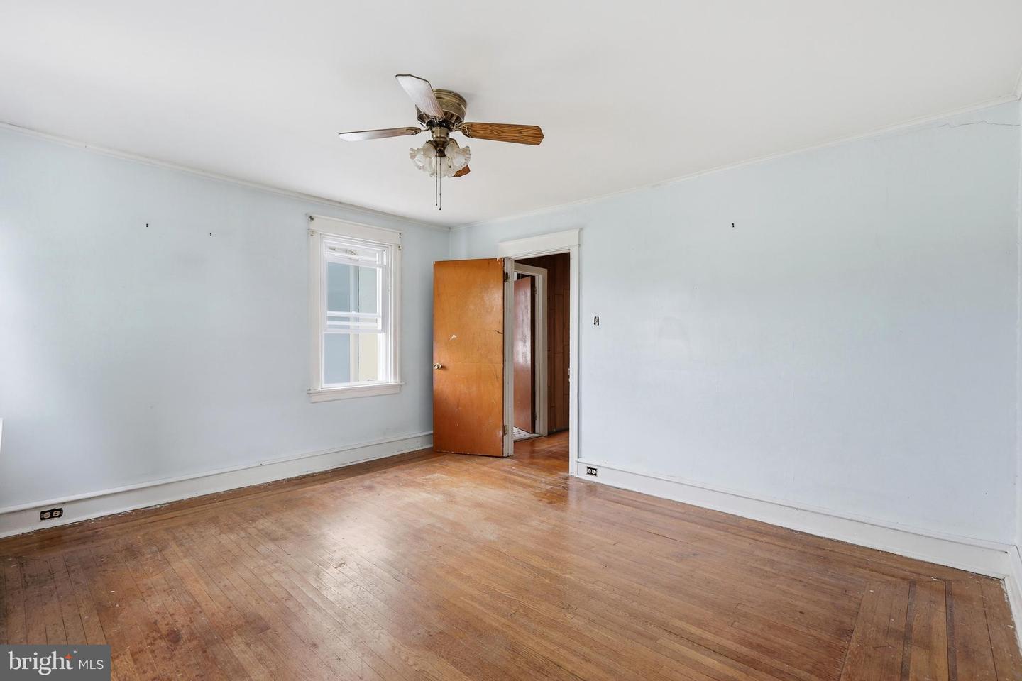 667 Rose St Property Photo 14