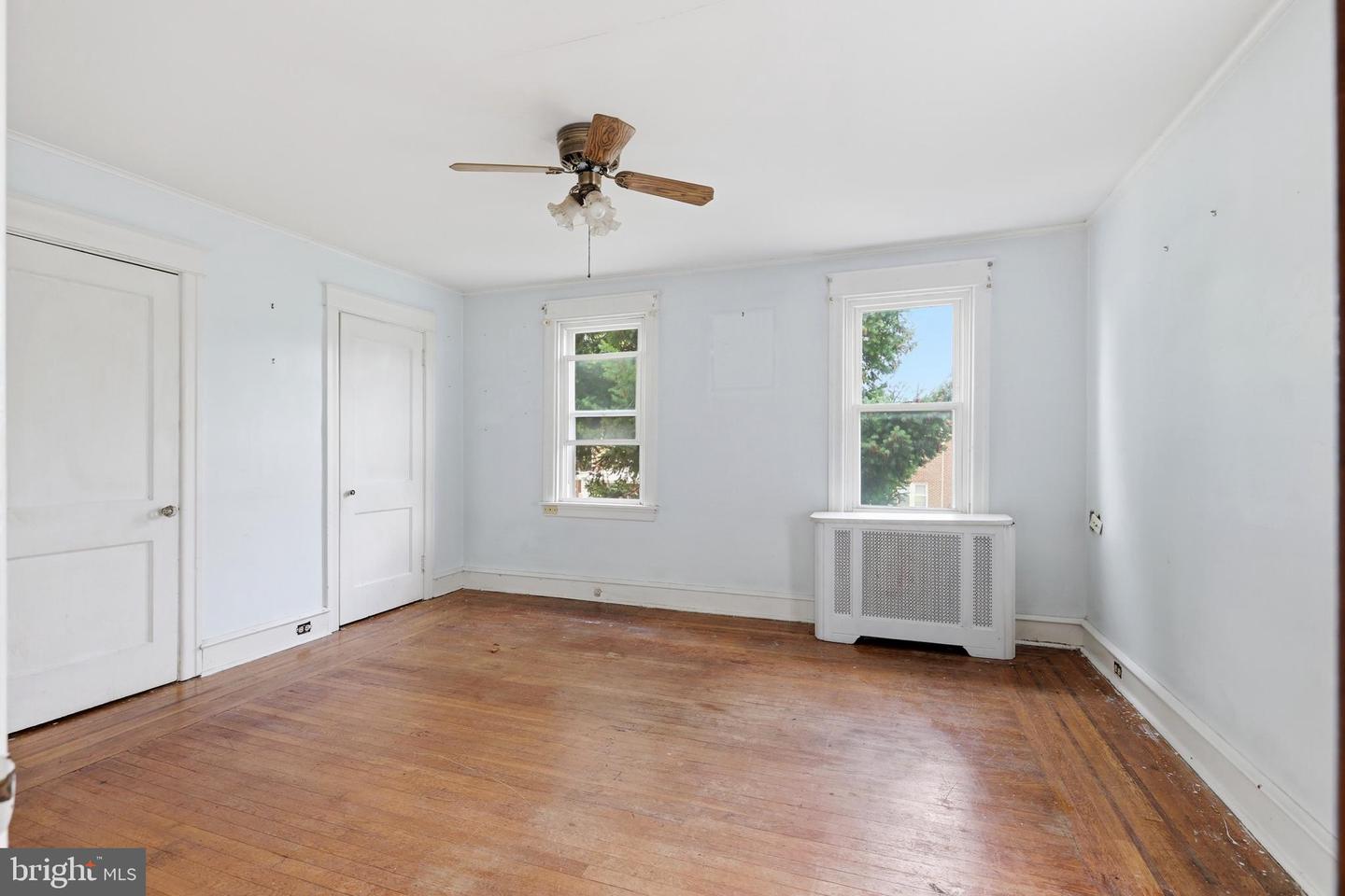 667 Rose St Property Photo 15