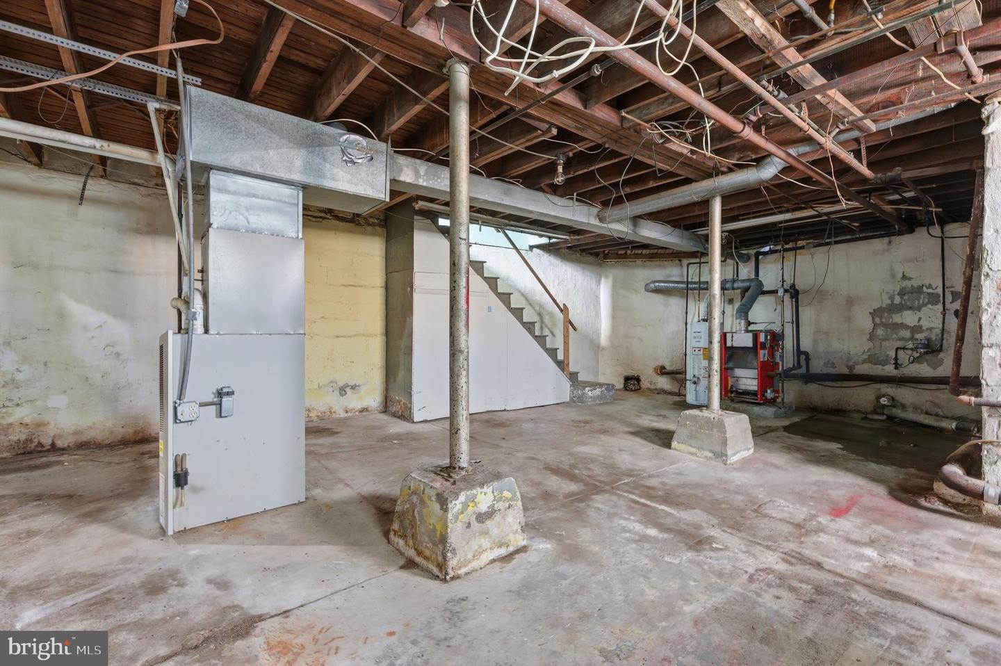 667 Rose St Property Photo 25