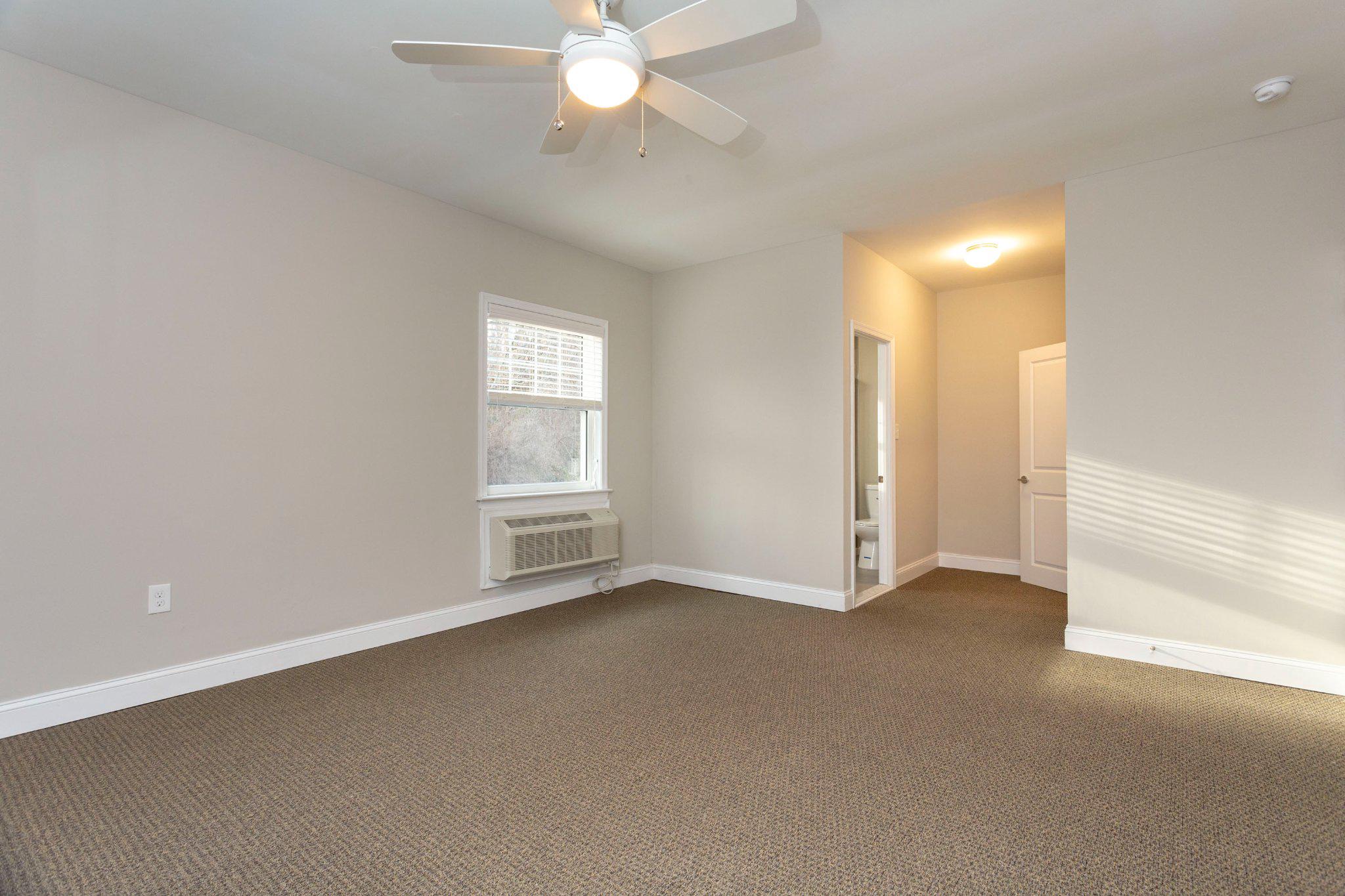 313 Creek Dr #108 Property Photo 5
