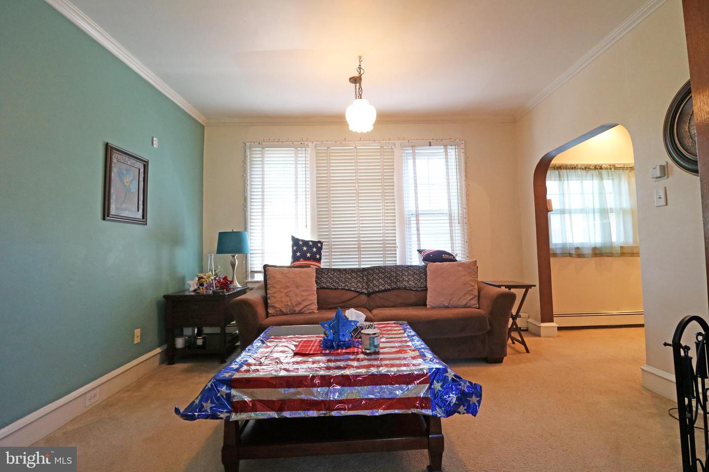 200 W Springfield Rd Property Photo 13