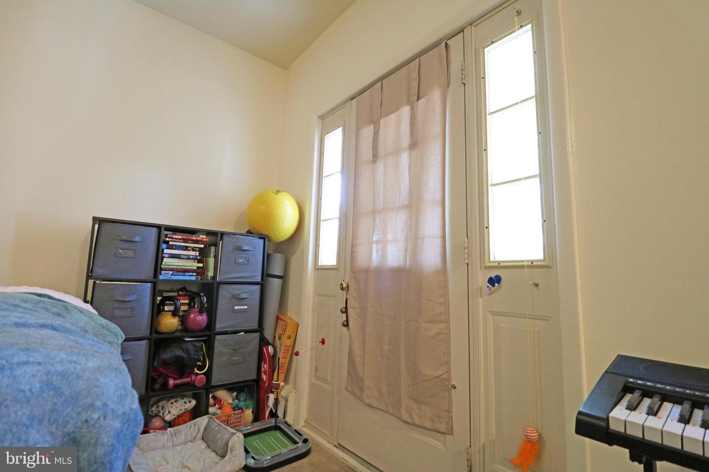 200 W Springfield Rd Property Photo 18