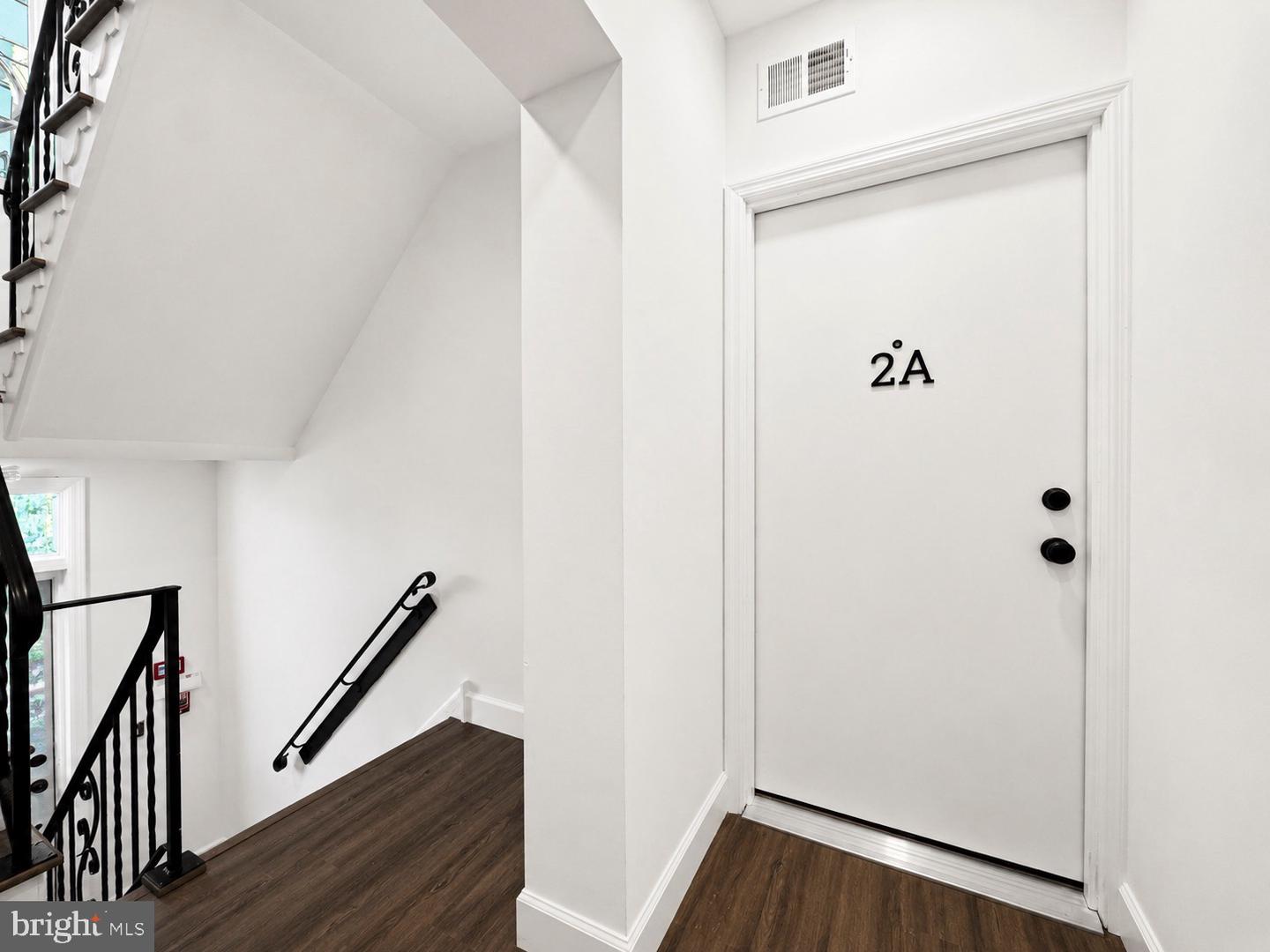 21 W Front St #2a Property Photo 2