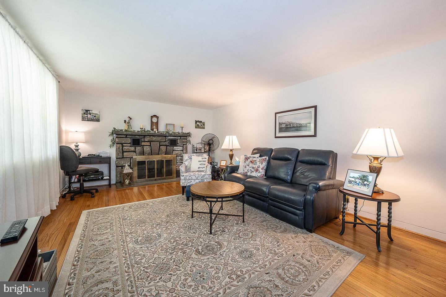 2115 Winton Ave Property Photo 4