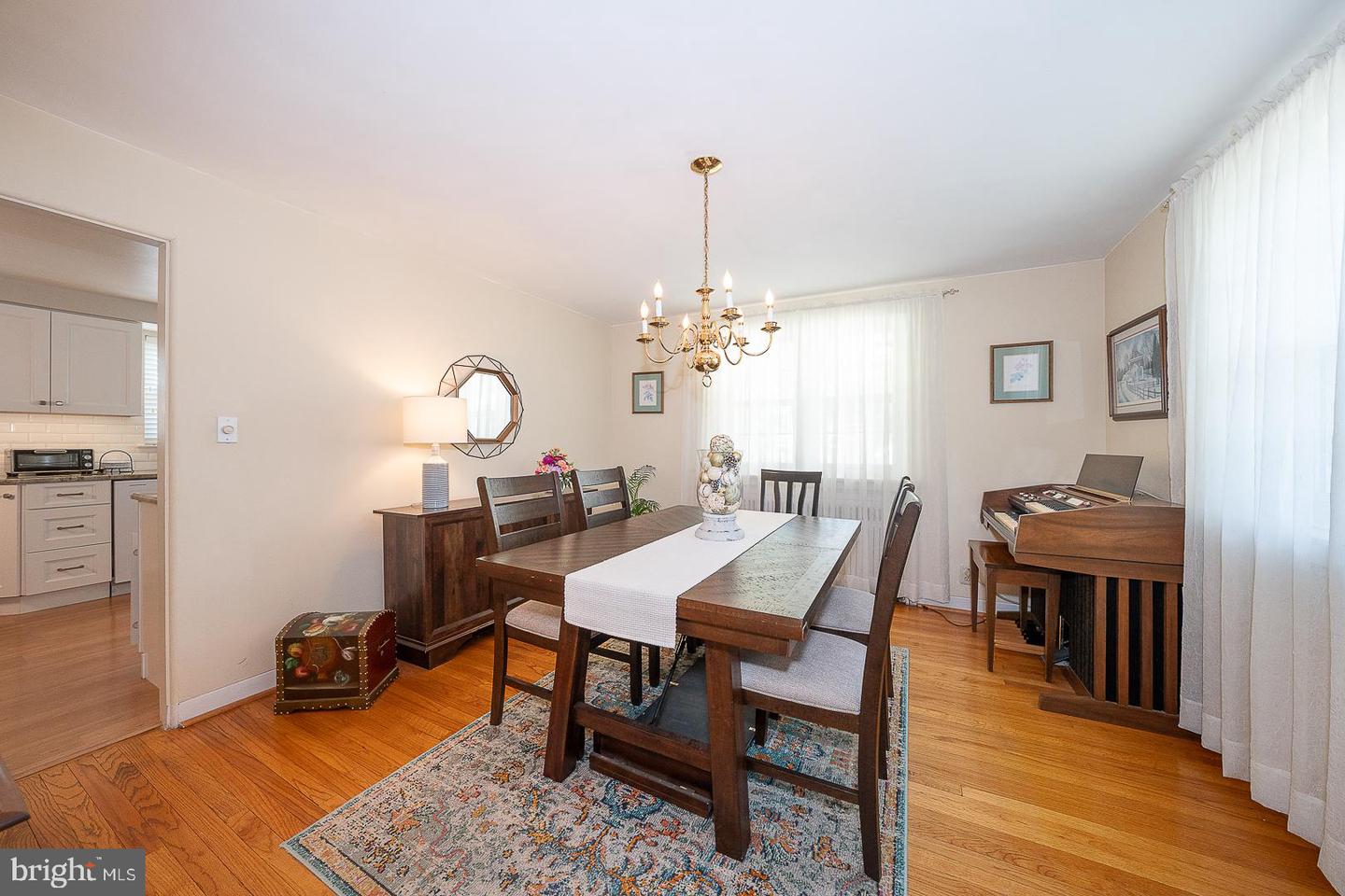 2115 Winton Ave Property Photo 7