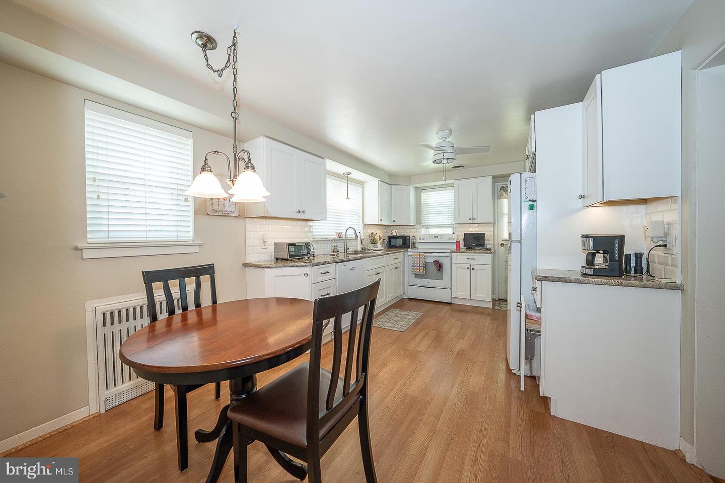 2115 Winton Ave Property Photo 9