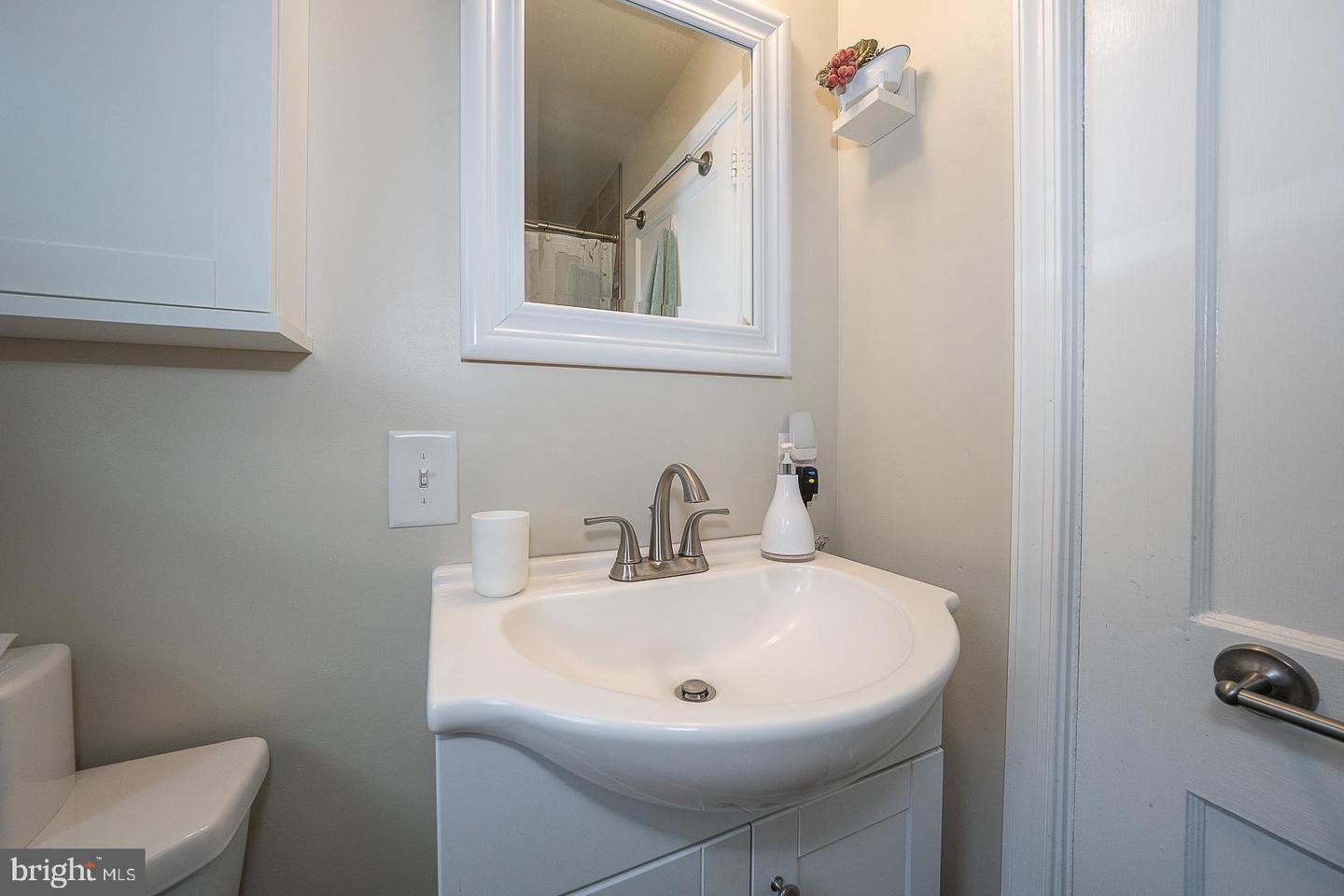 2115 Winton Ave Property Photo 23