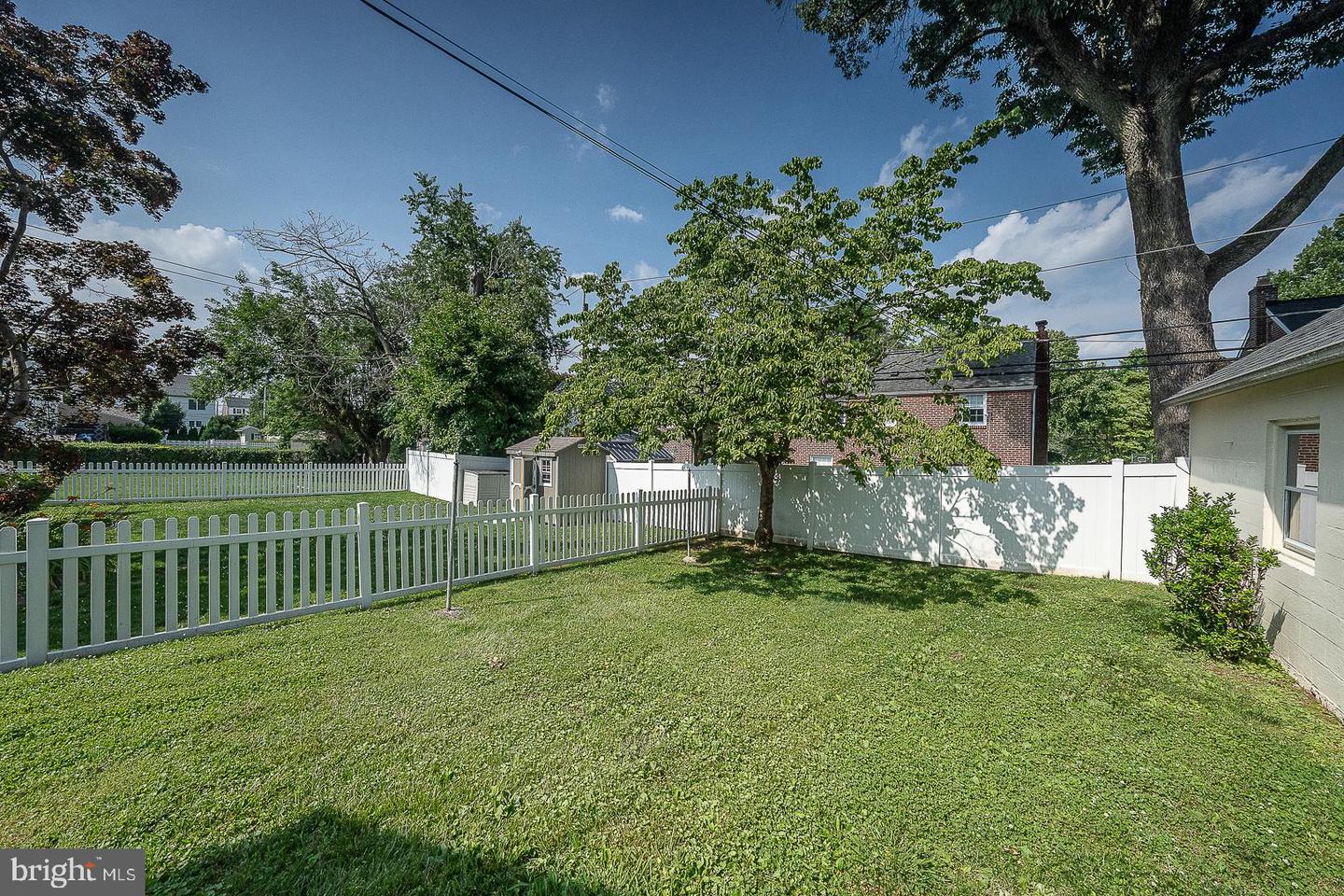 2115 Winton Ave Property Photo 48