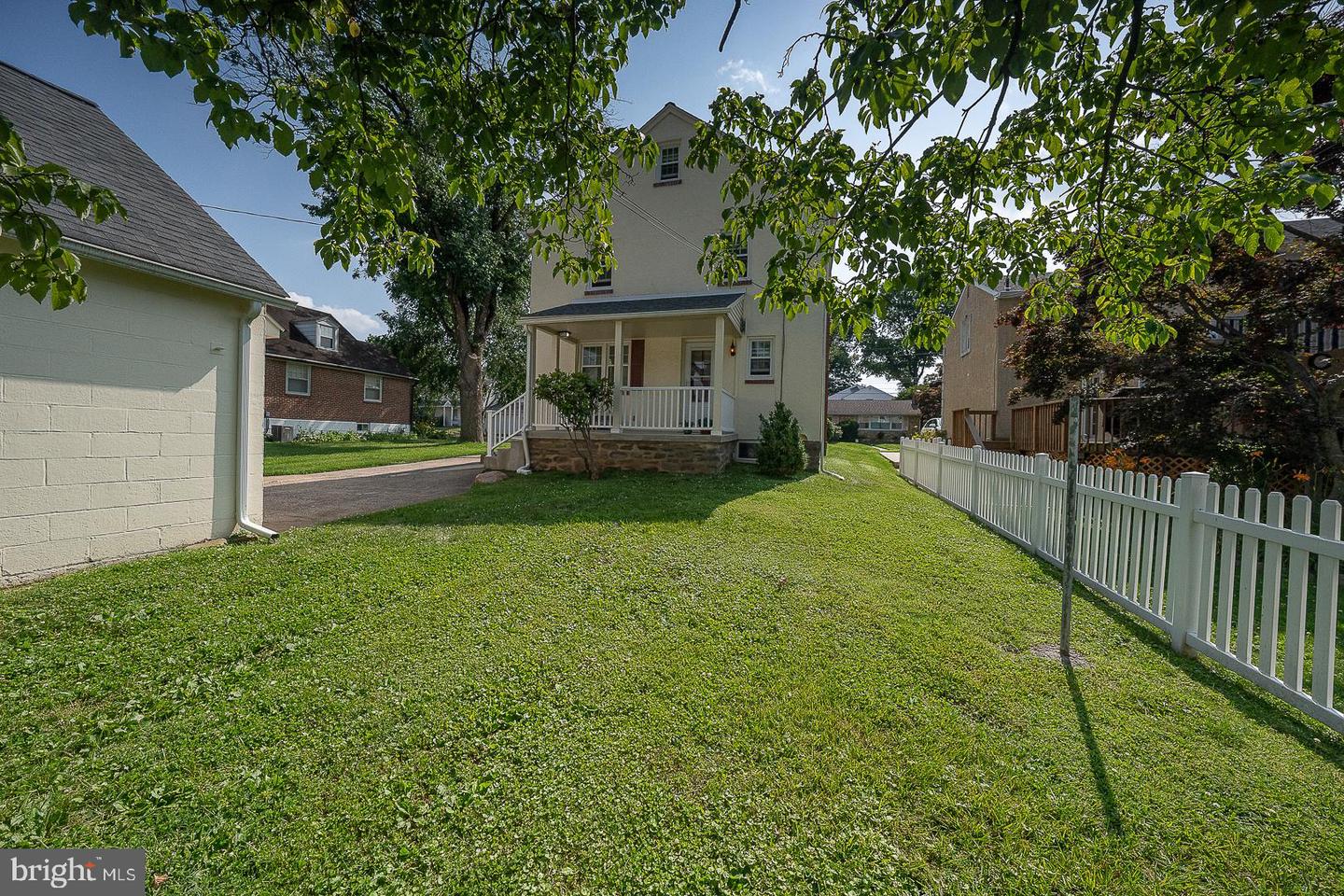 2115 Winton Ave Property Photo 49