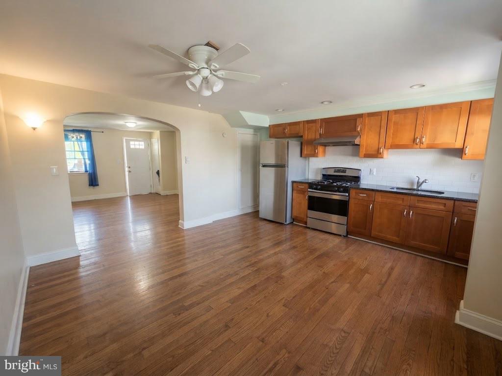 7173 Ruskin Ln Property Photo 5