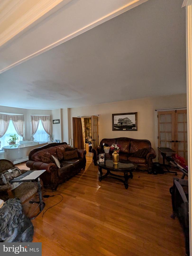 3716 Bonsall Ave Property Photo 4