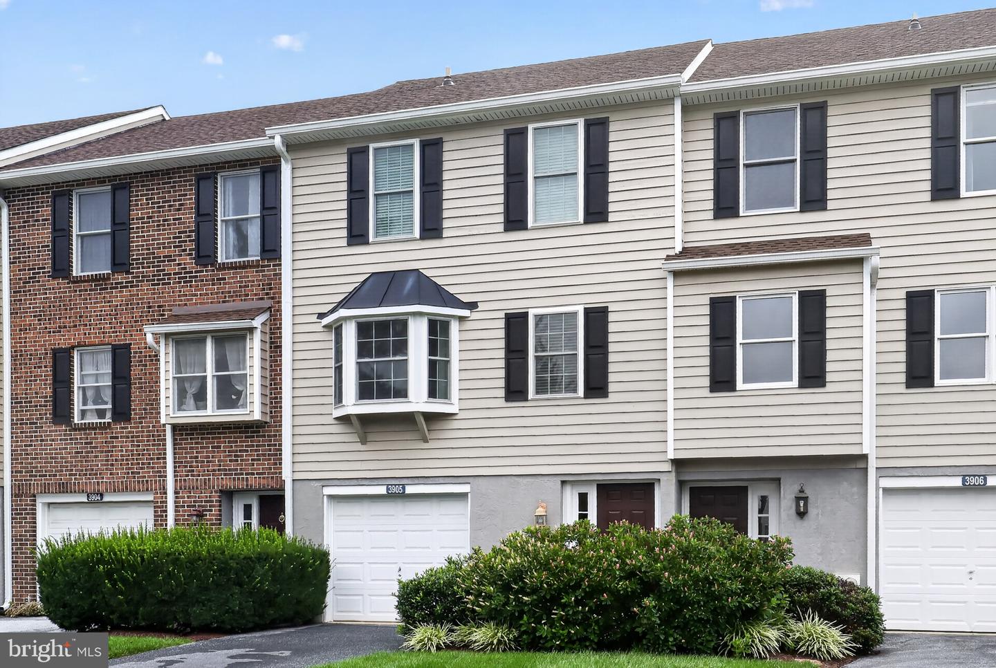 3905 Fox Pointe Ct #3905 Property Photo 2