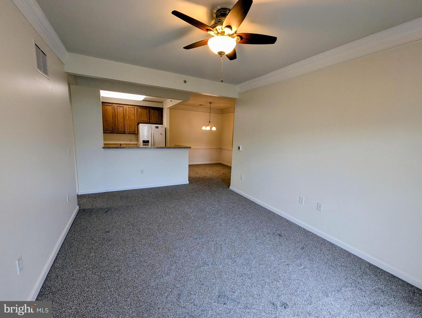 734 Creekside Dr Property Photo 16