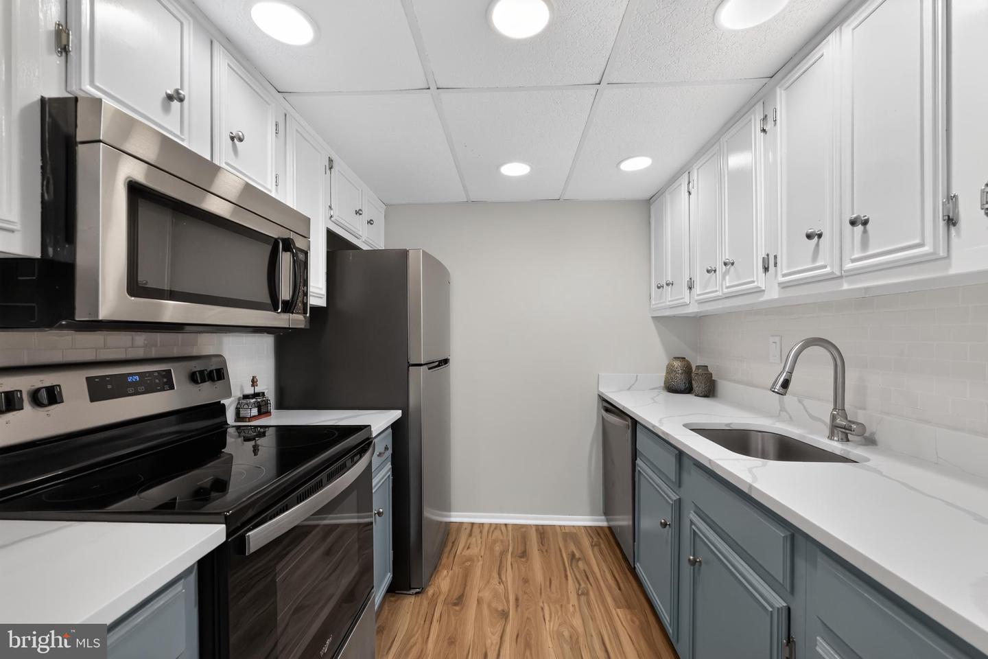 510 N Lemon St #d2 Property Photo 11