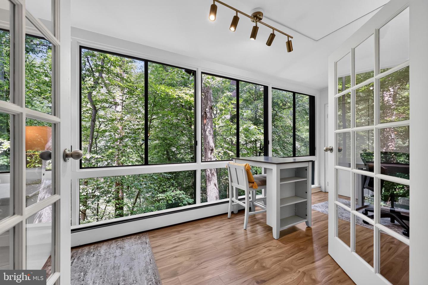 510 N Lemon St #d2 Property Photo 24