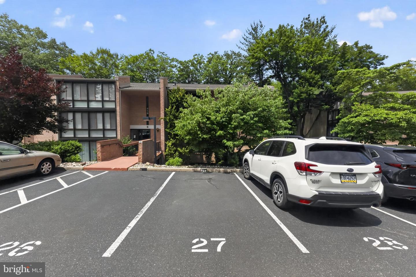 510 N Lemon St #d2 Property Photo 29