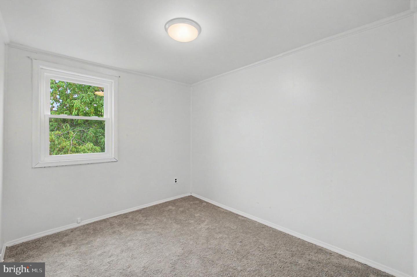 1539 Summit St Property Photo 16
