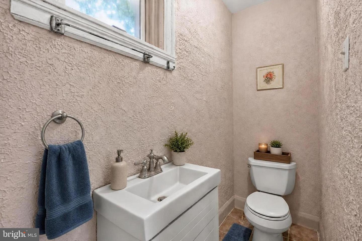 PADE2120290 Property Photo 15