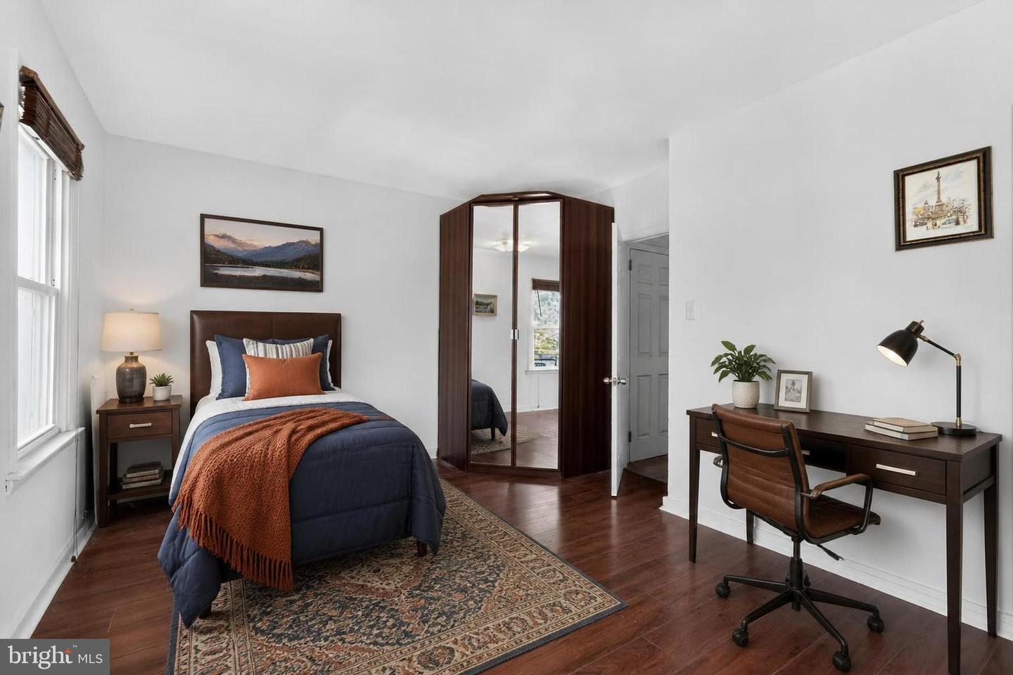 PADE2120290 Property Photo 17