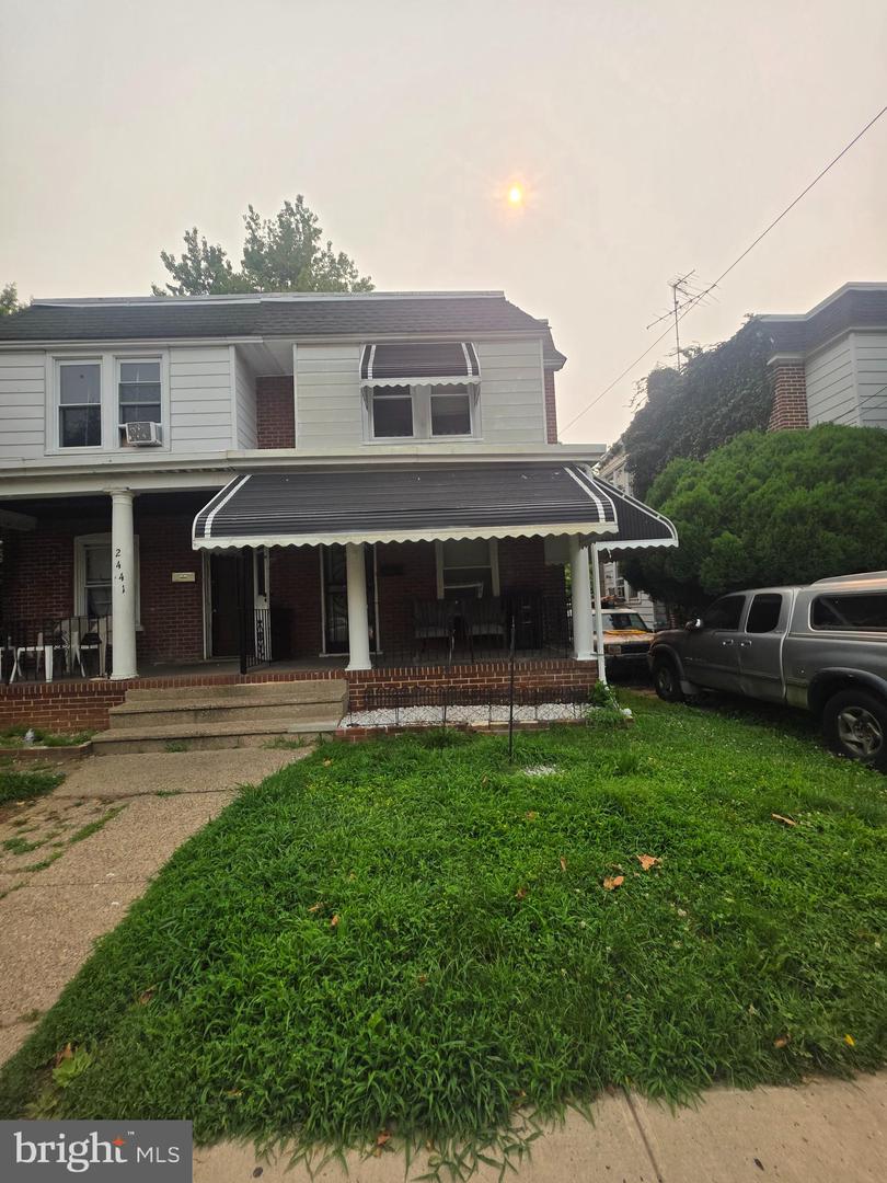 2439 Madison St Property Photo 1