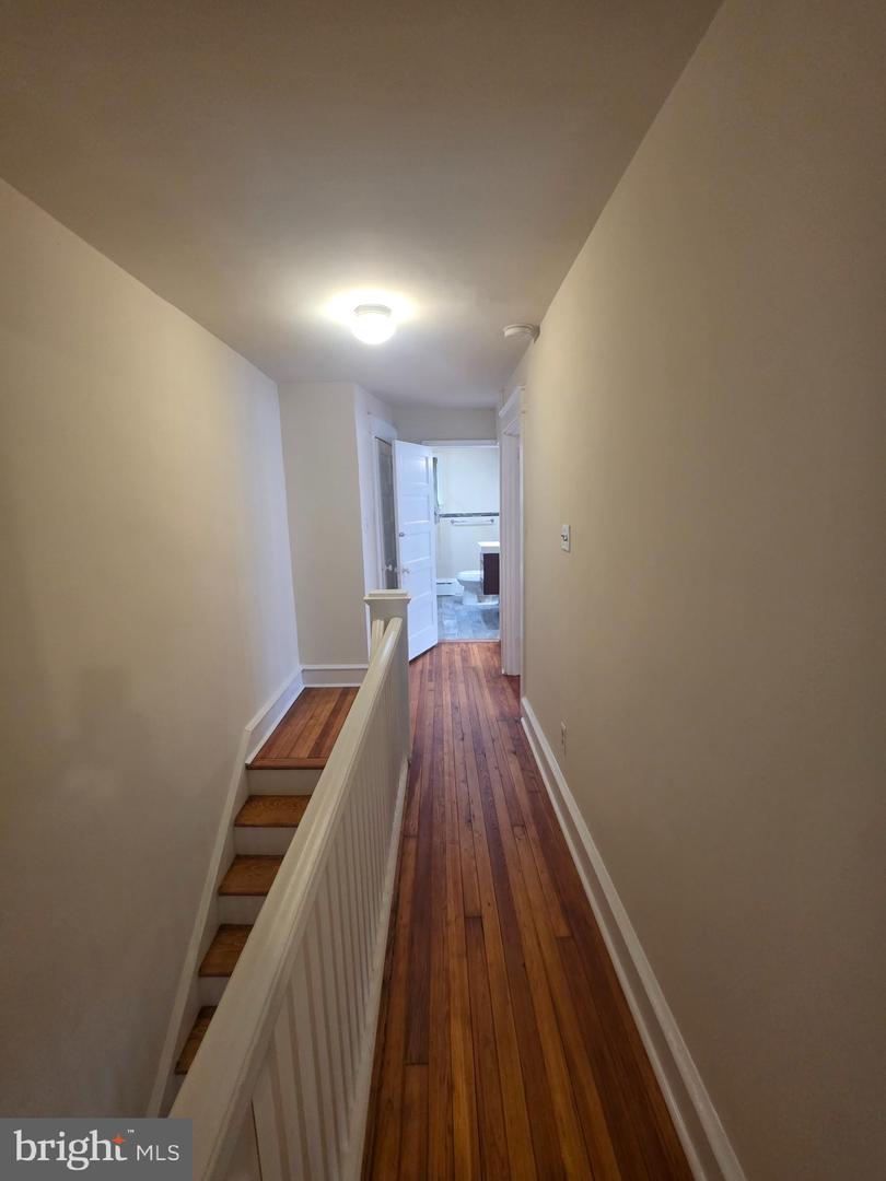 2439 Madison St Property Photo 12