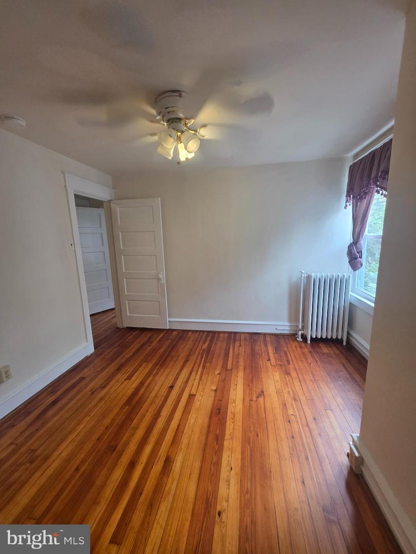 2439 Madison St Property Photo 18