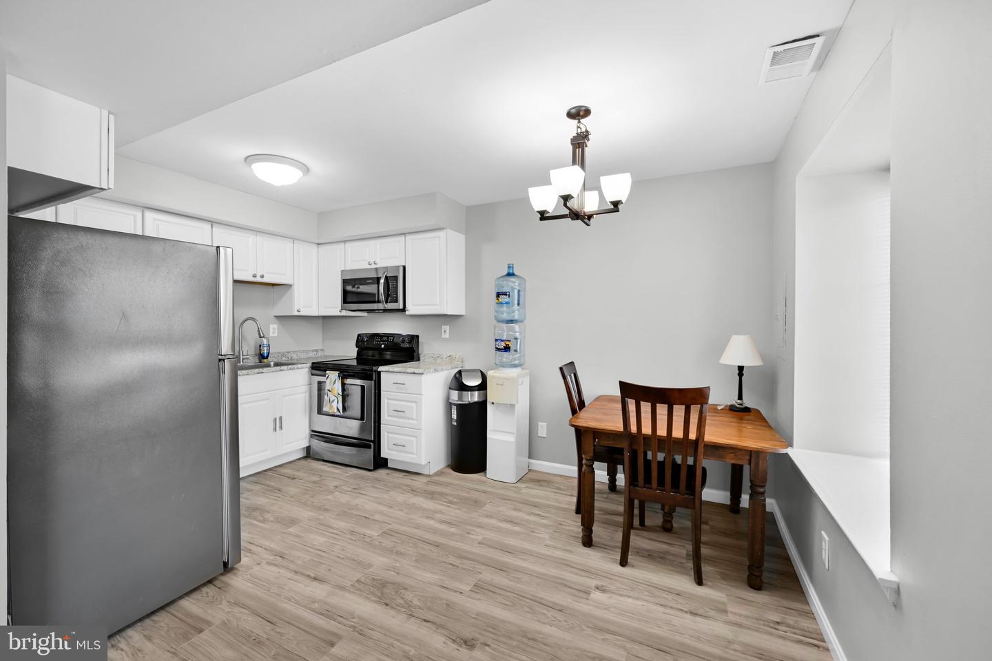 5200 Hilltop Dr #e-3 Property Photo 17