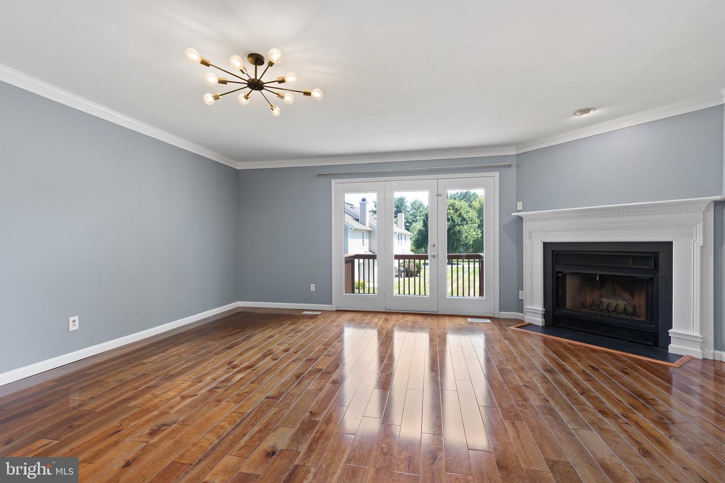 1206 N Glen Dr Property Photo 5