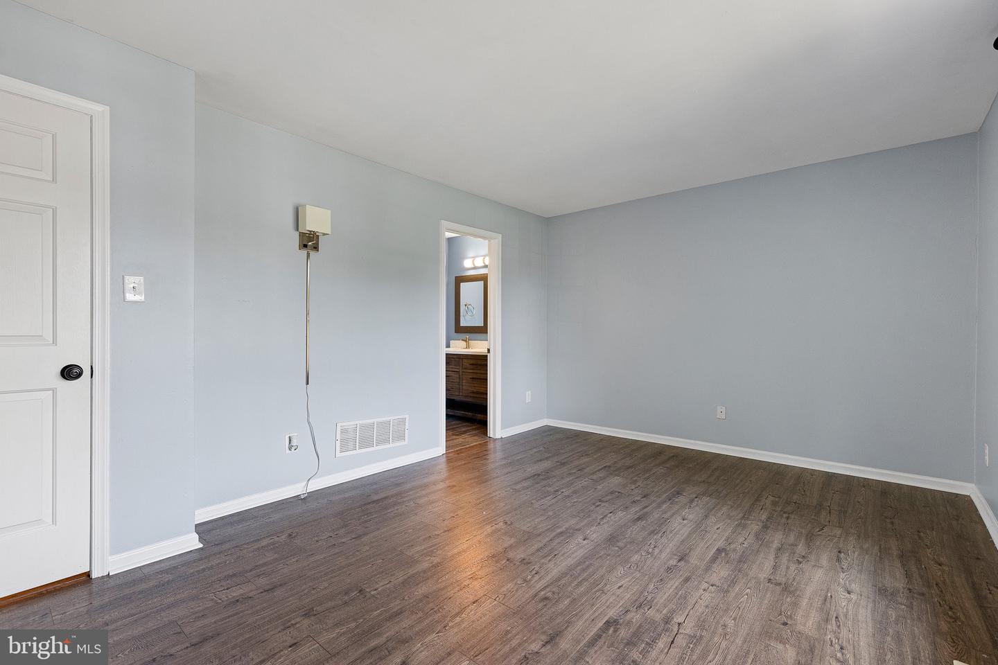 1206 N Glen Dr Property Photo 16