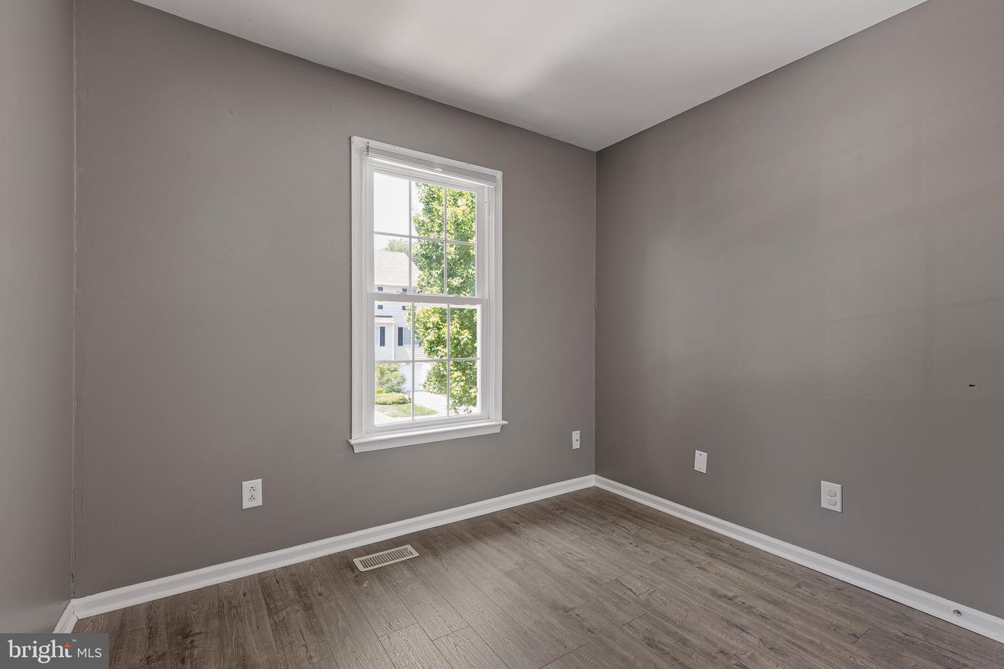 1206 N Glen Dr Property Photo 18