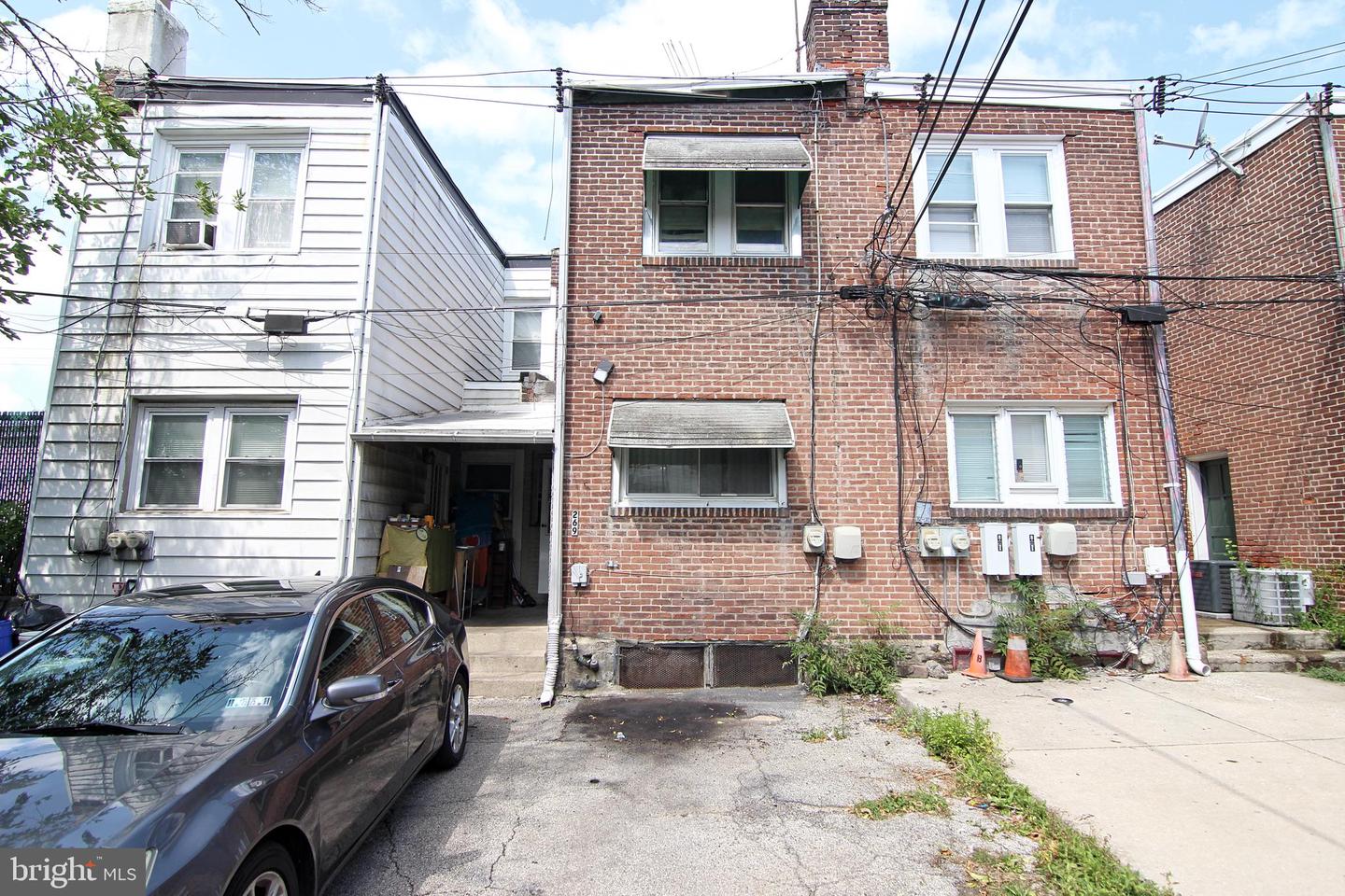 269 N Wycombe Ave Property Photo 10