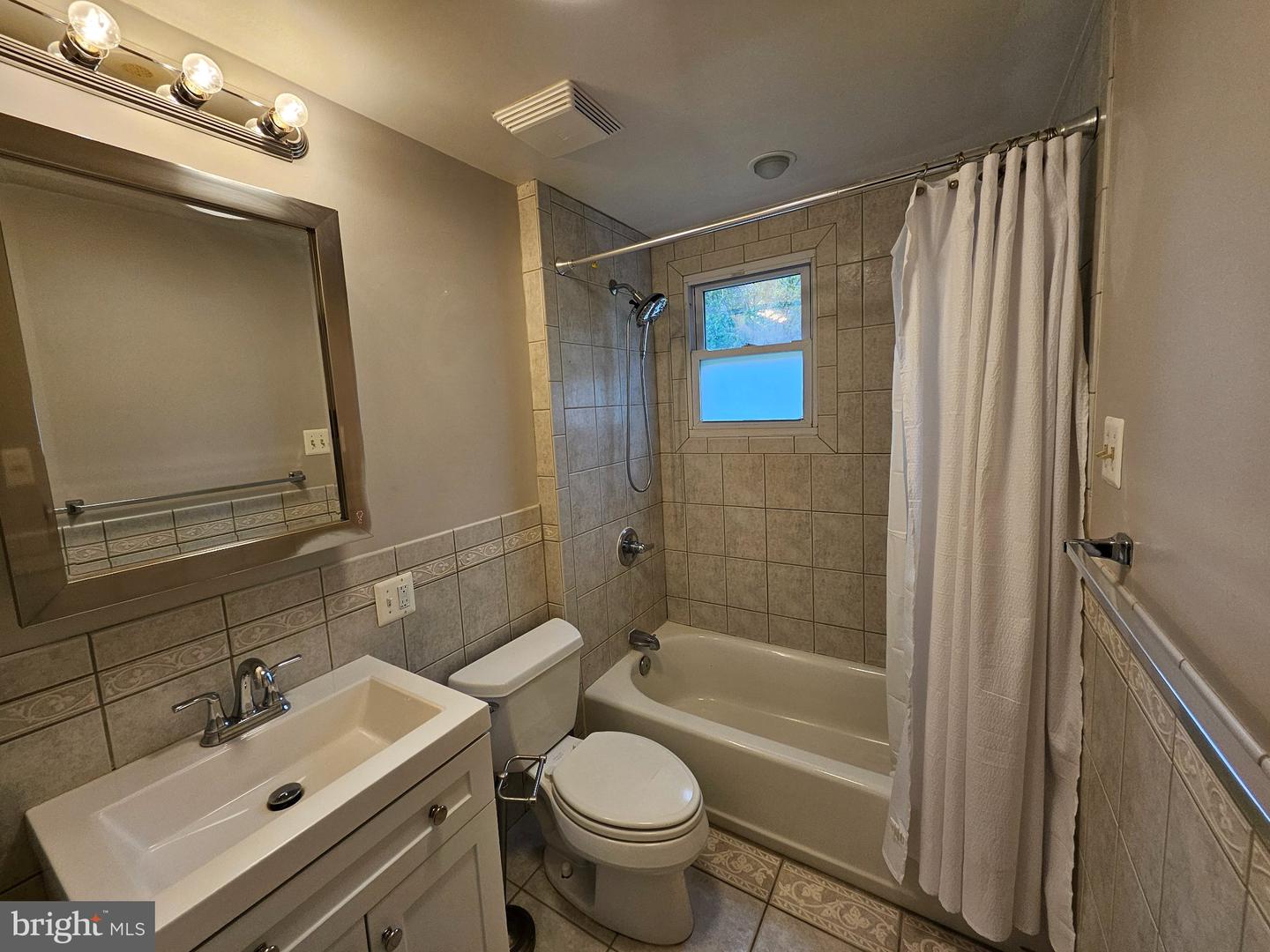6 Arthur Rd #front Property Photo 10