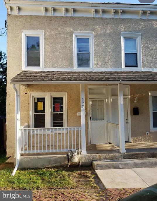 127 9th St Property Photo 1