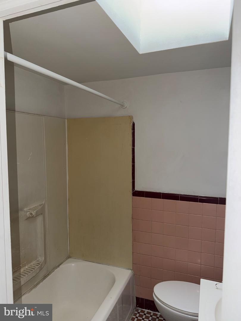 616 Macdade Blvd Property Photo 2