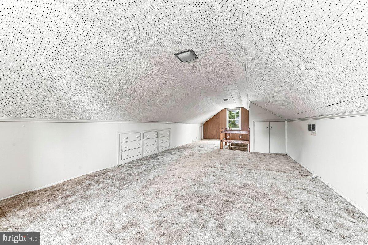 209 Pennsylvania Ave Property Photo 19