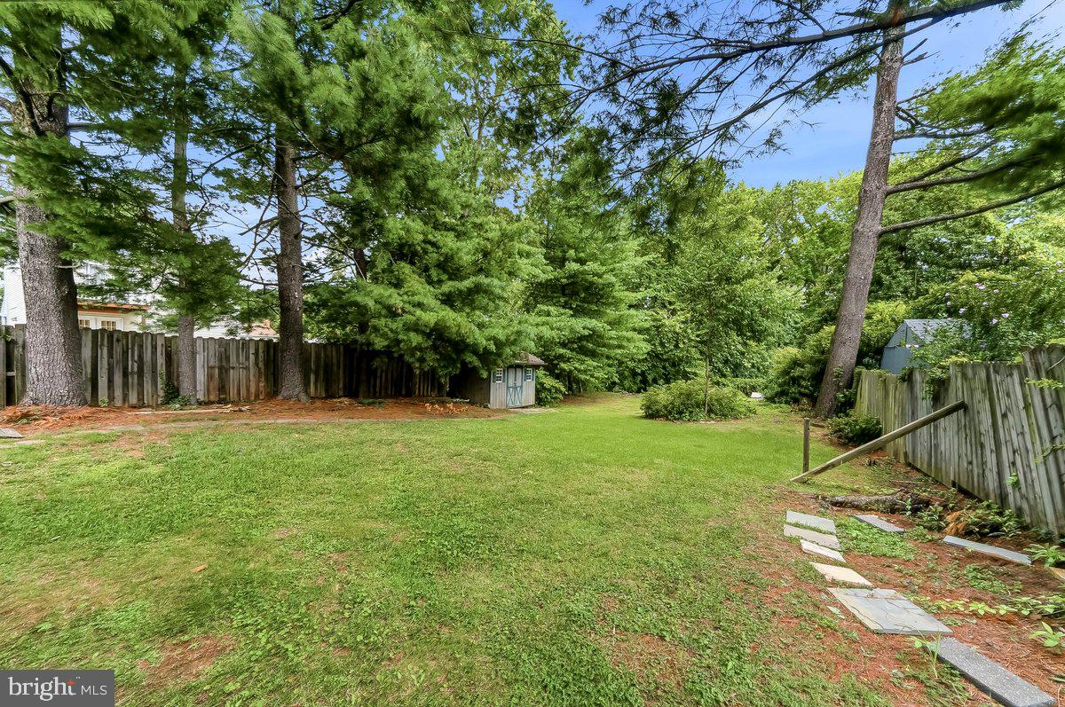 209 Pennsylvania Ave Property Photo 22