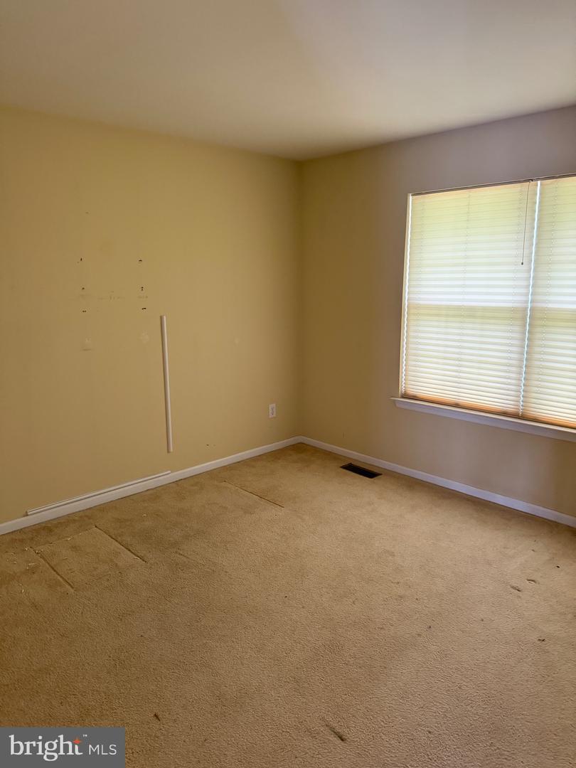 705 Carriage Cir Property Photo 13