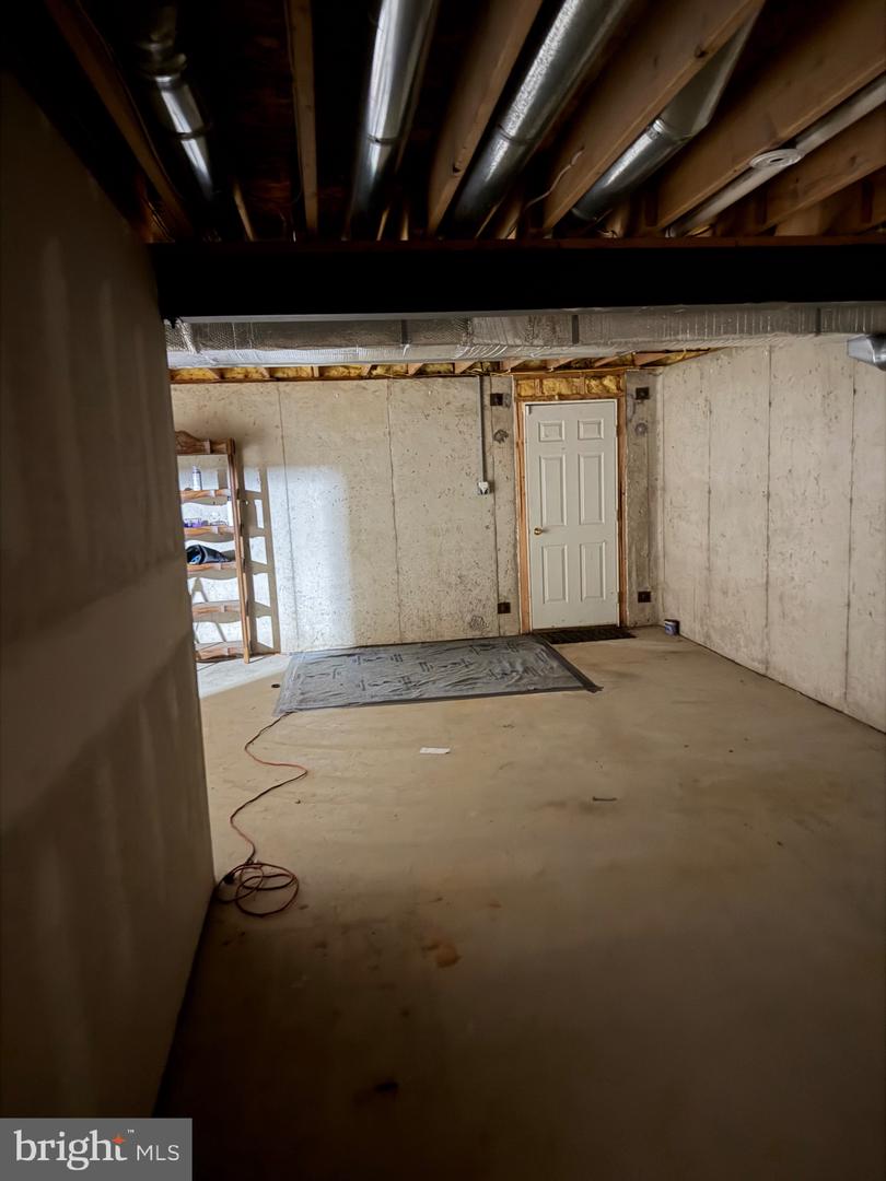 705 Carriage Cir Property Photo 20