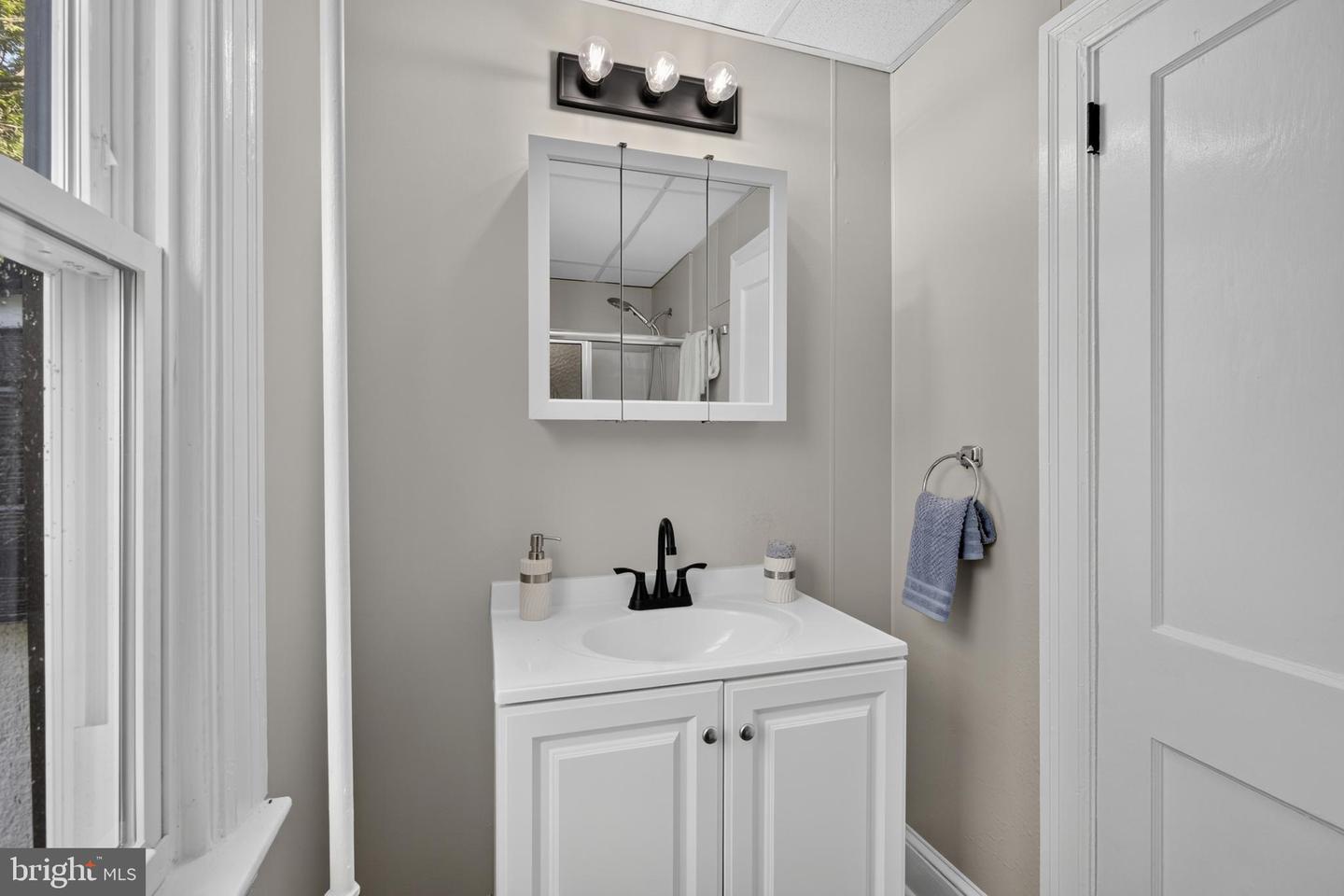 908 Price St Property Photo 21