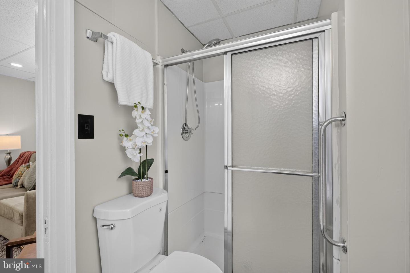 908 Price St Property Photo 29