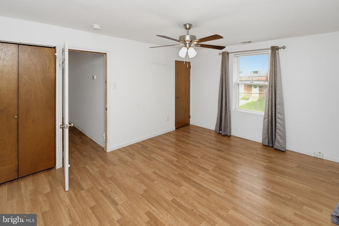 1210 Hollywood Ave Property Photo 18