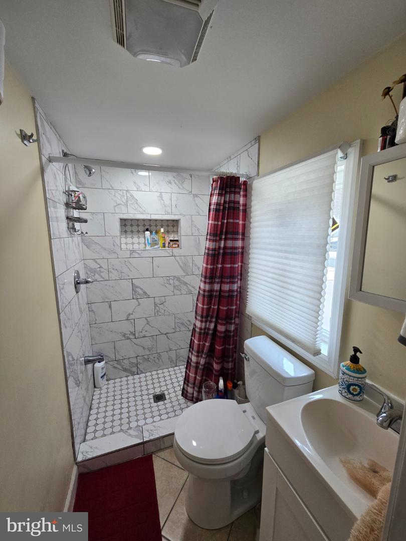 300 Springton Rd Property Photo 8
