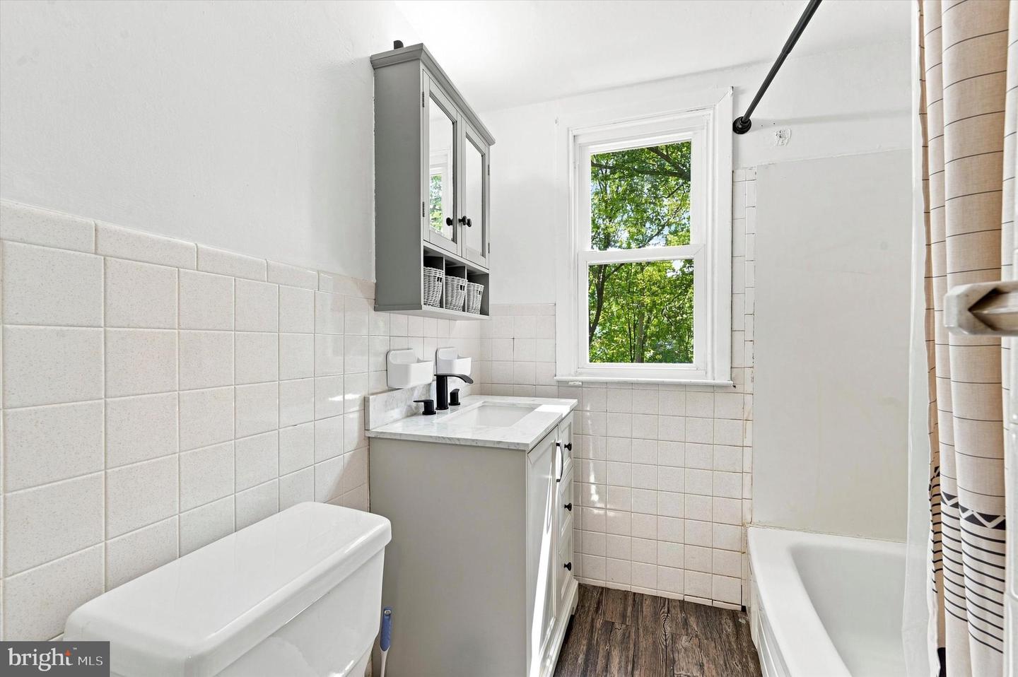 327 Greenwood Rd Property Photo 16