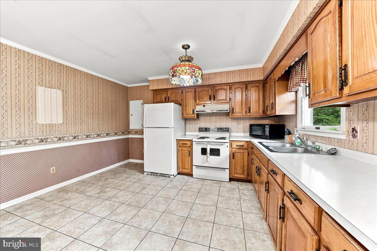 4060 Mount Rd Property Photo 8