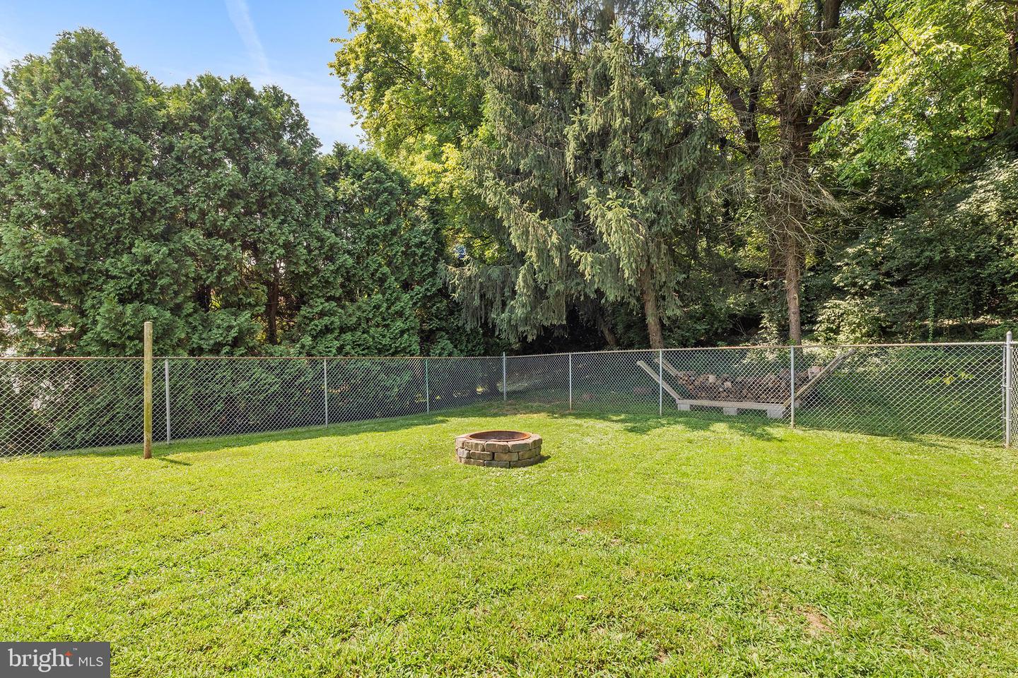 6 Meadowbrook Ln Property Photo 26