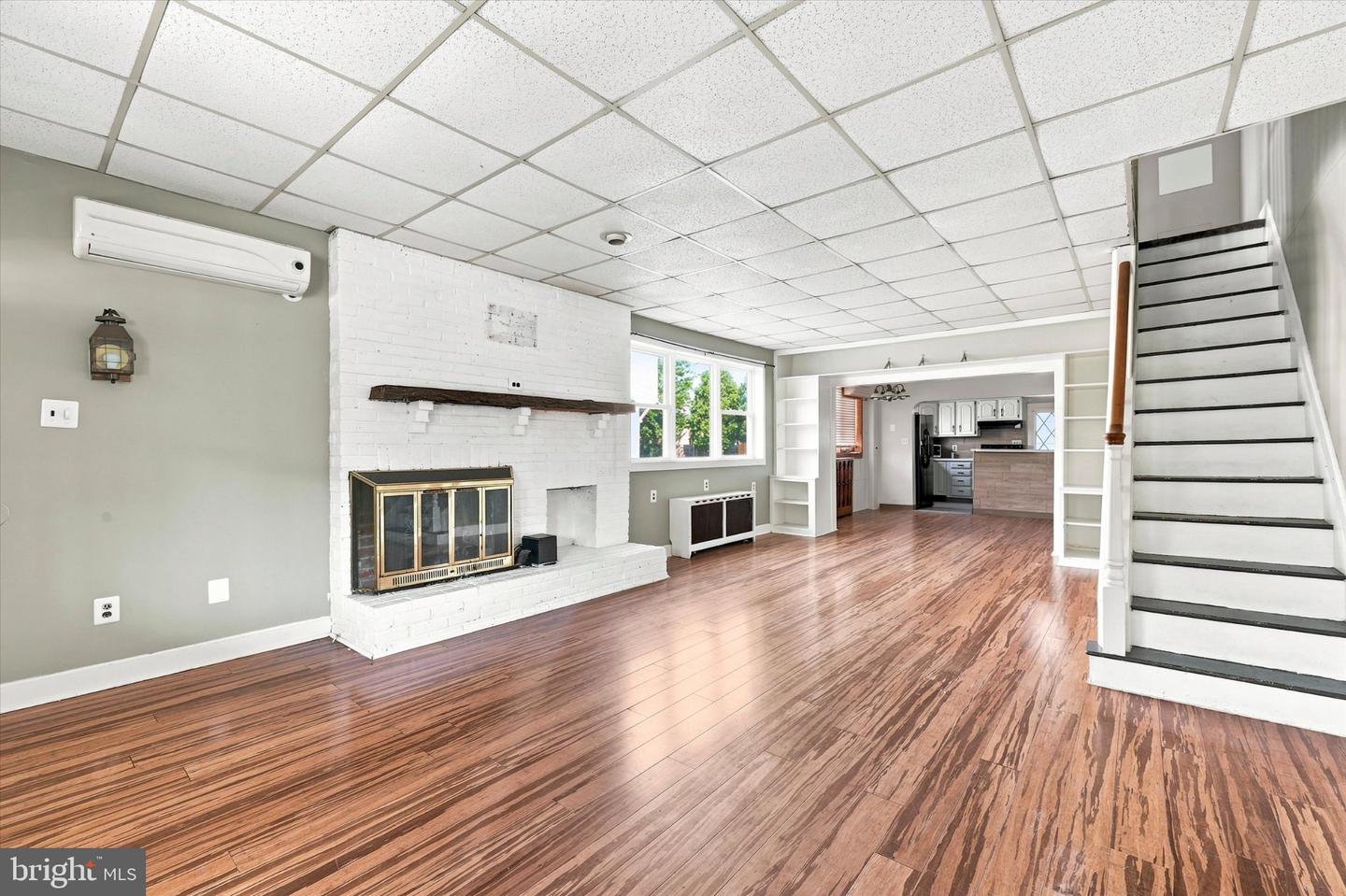 6 N Wells Ave Property Photo 6