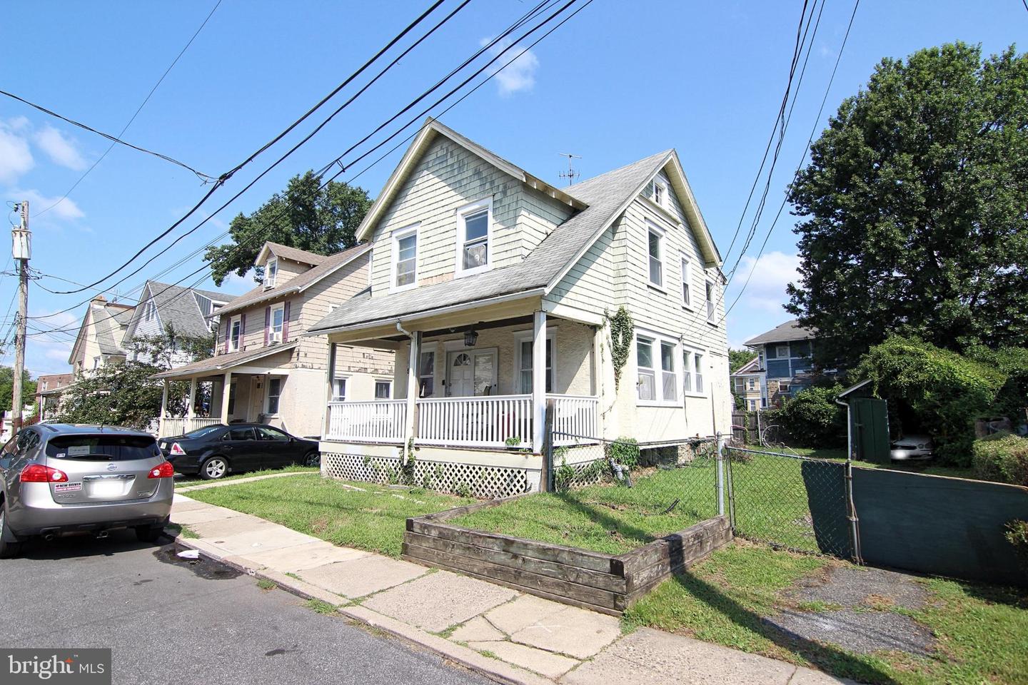 5 Florence Ave Property Photo 2