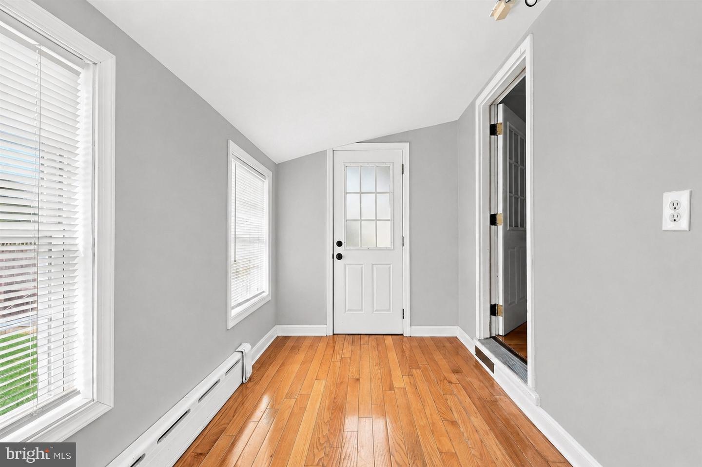 102 Garrett Ave Property Photo 12