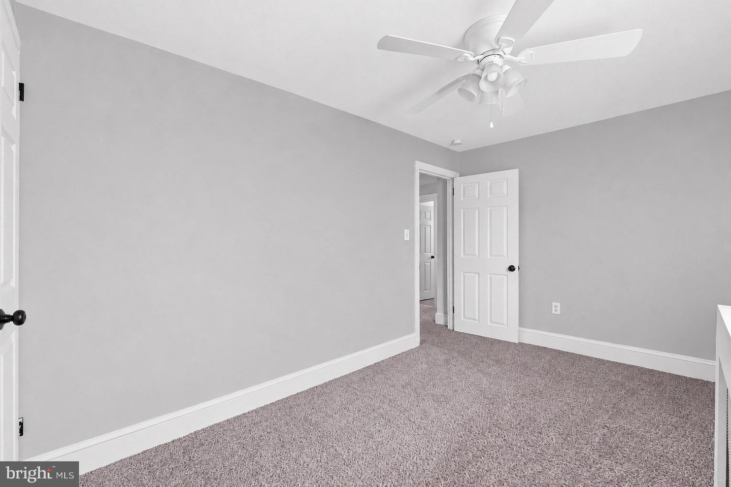 102 Garrett Ave Property Photo 13