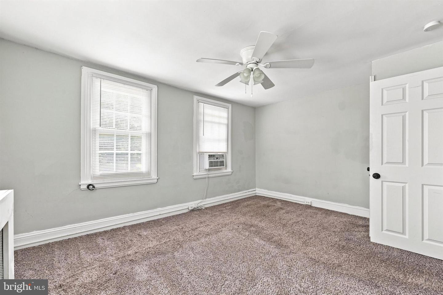 102 Garrett Ave Property Photo 15